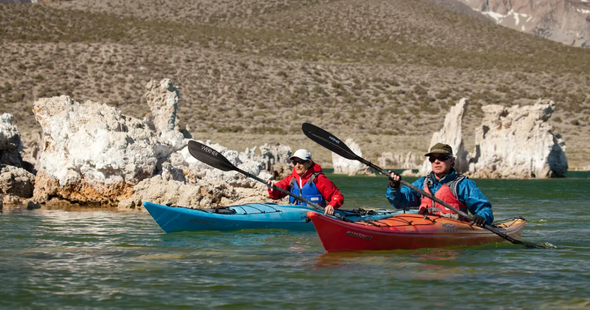 静かな湖 モノレイク・トゥファ州立自然保護区 | Visit California
